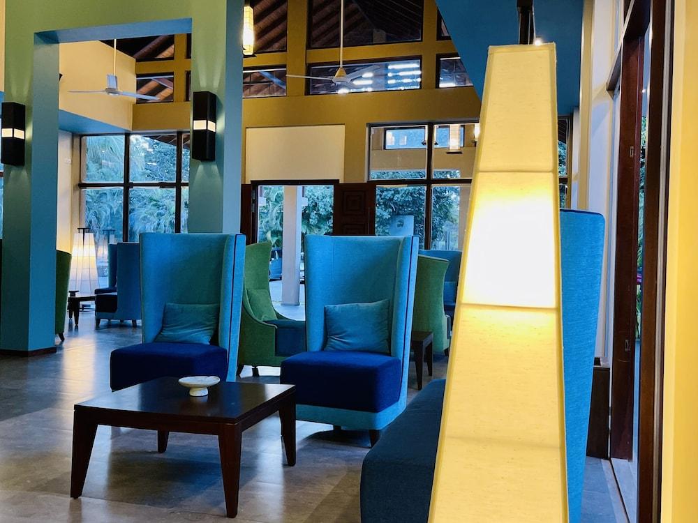 Chaarya & Hotel 5*