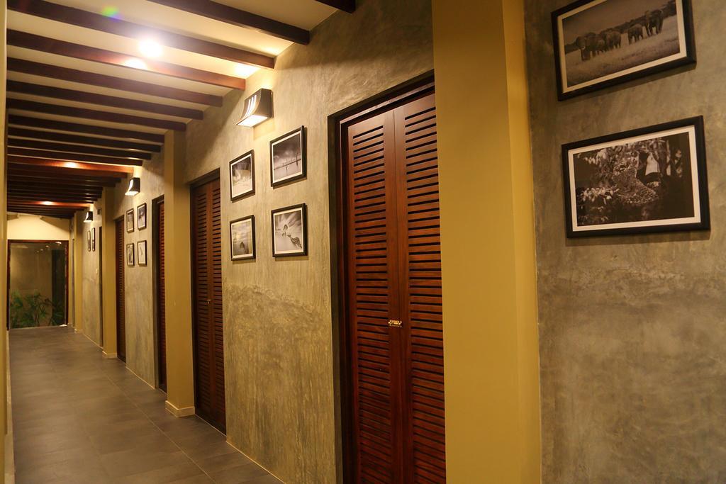 Chaarya & Hotel 5*